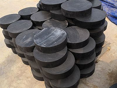 龙山县板式橡胶支座由若干层橡胶片与薄钢板经加压硫化